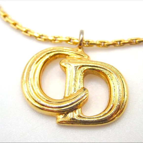 Authentic Cristian Dior vintage Gold plated Bracelet - Picture 2 of 9